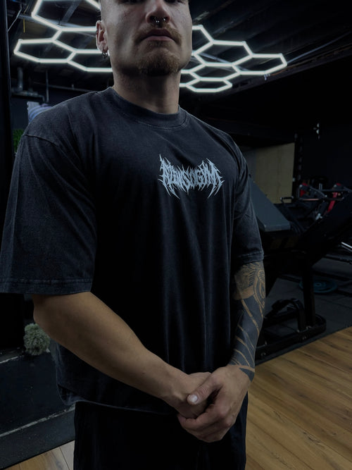 Camiseta boxy fit acid wash christ
